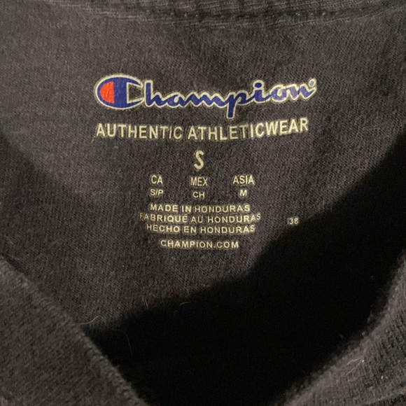 Champion Teeshirt - Picture 3 of 3